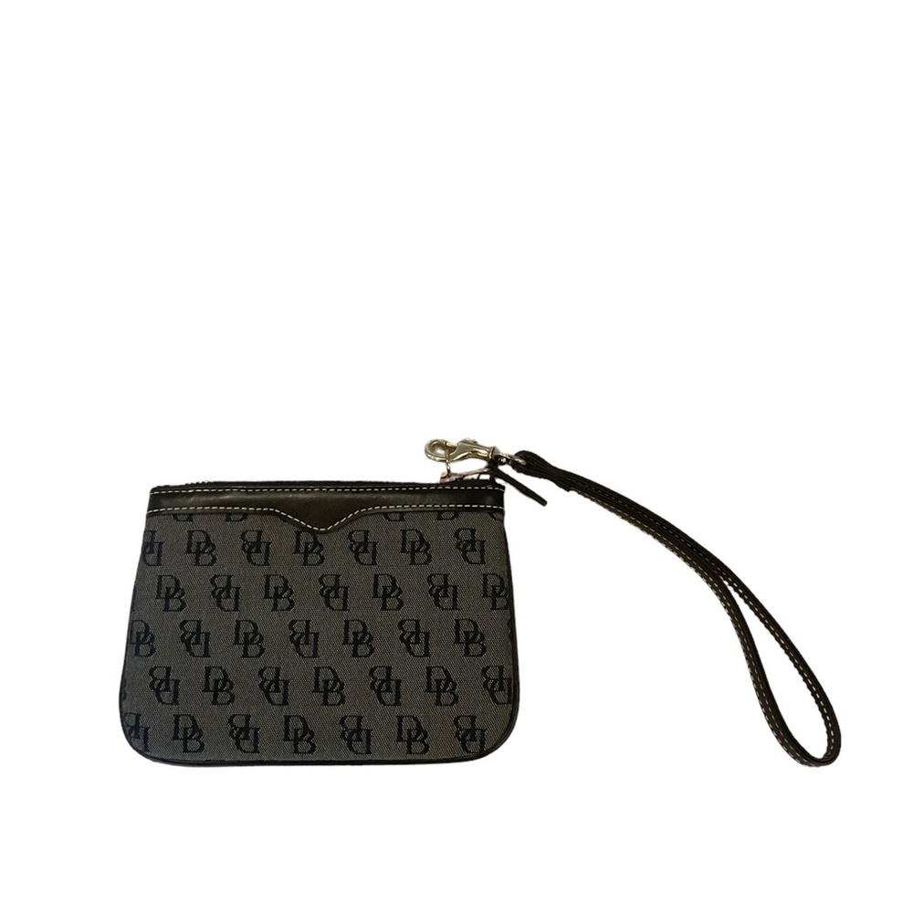Dooney & Bourke logo wristlet with key chain